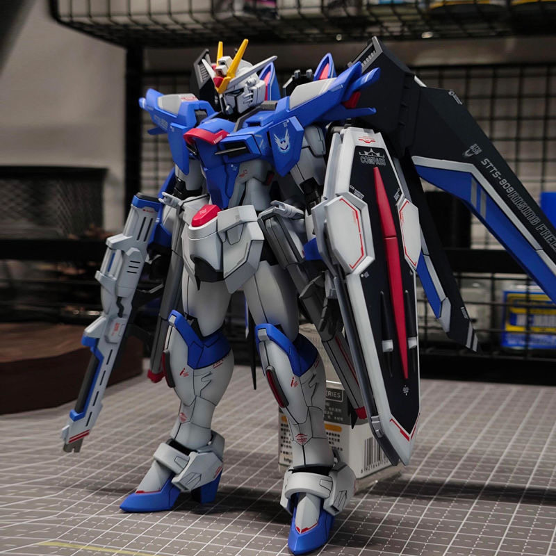 Kit de Modelo Plástico Mecha E - Bandai Gundam Hg avaliação e preço